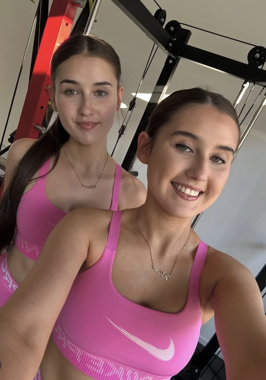 Tanya and Lesya photo 7