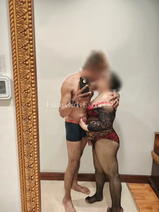 Ahana & Dinesh photo 4