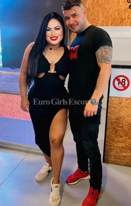 Lya & Leo photo 6