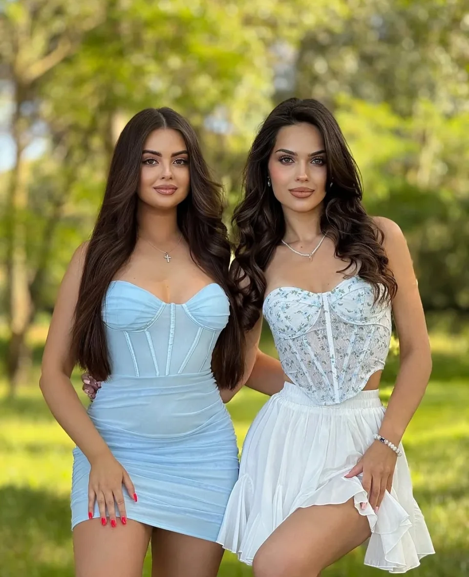 Elya and Brandi photo 5