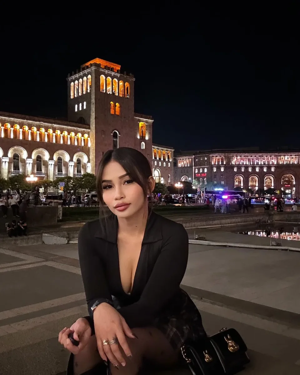 Ayu Fox profile photo 3