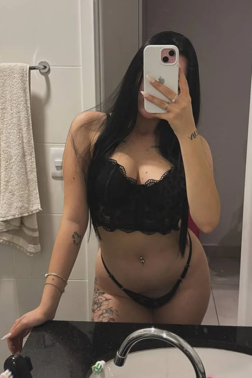 Julieta Rose profile photo 6