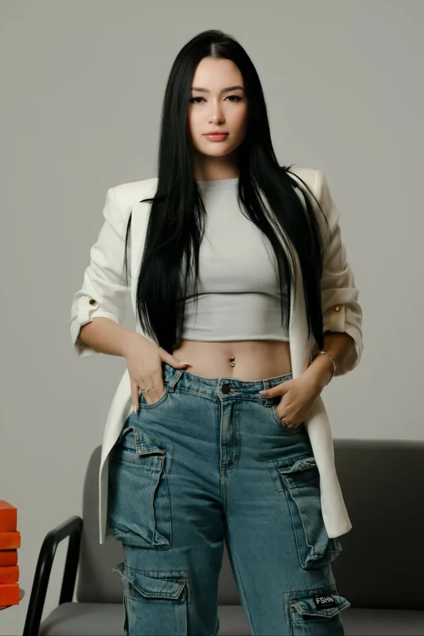 Julieta Rose profile photo 9