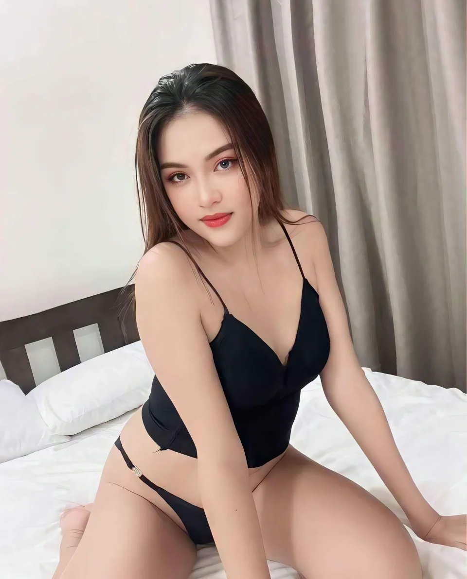 Julia 🦋 profile photo 5
