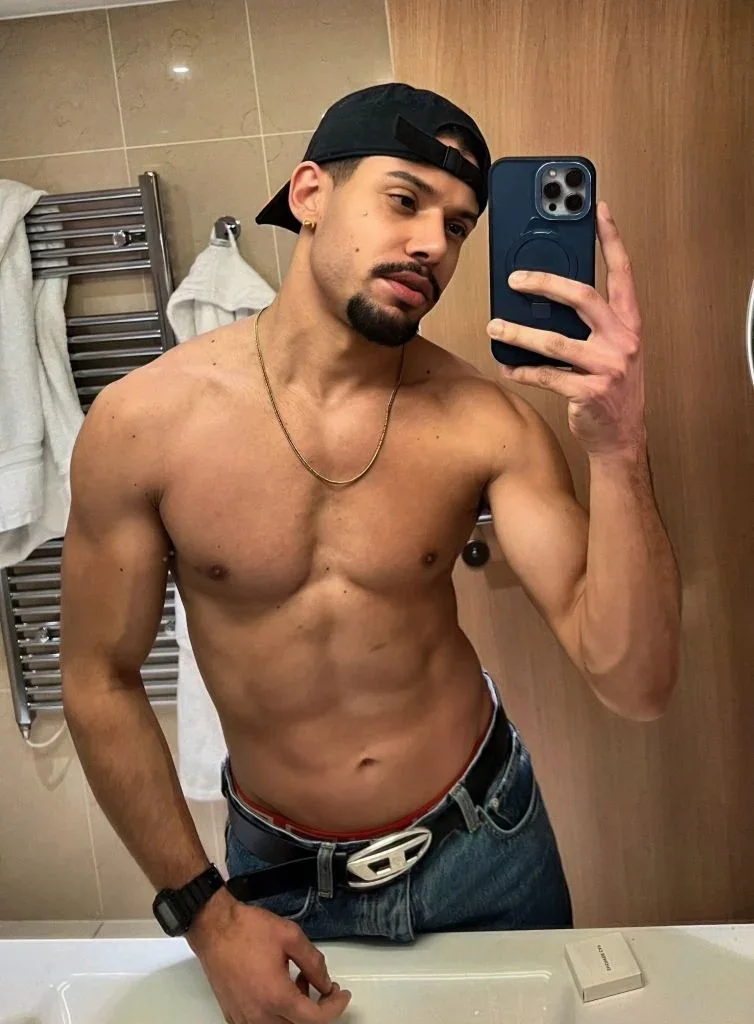 Ulises King profile photo 9