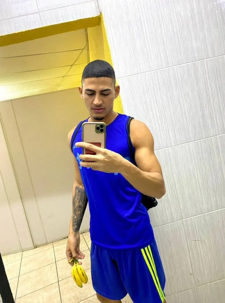 Dorian ✨ profile photo 7