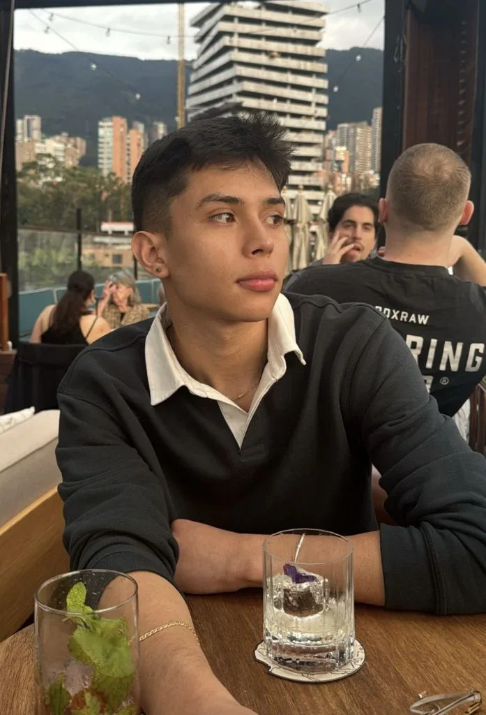 Ade Storm ⭐ profile photo 7