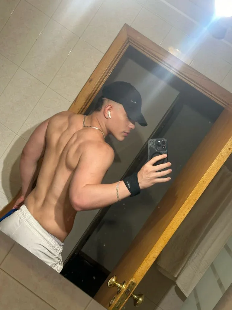 Torben 💫 profile photo 26