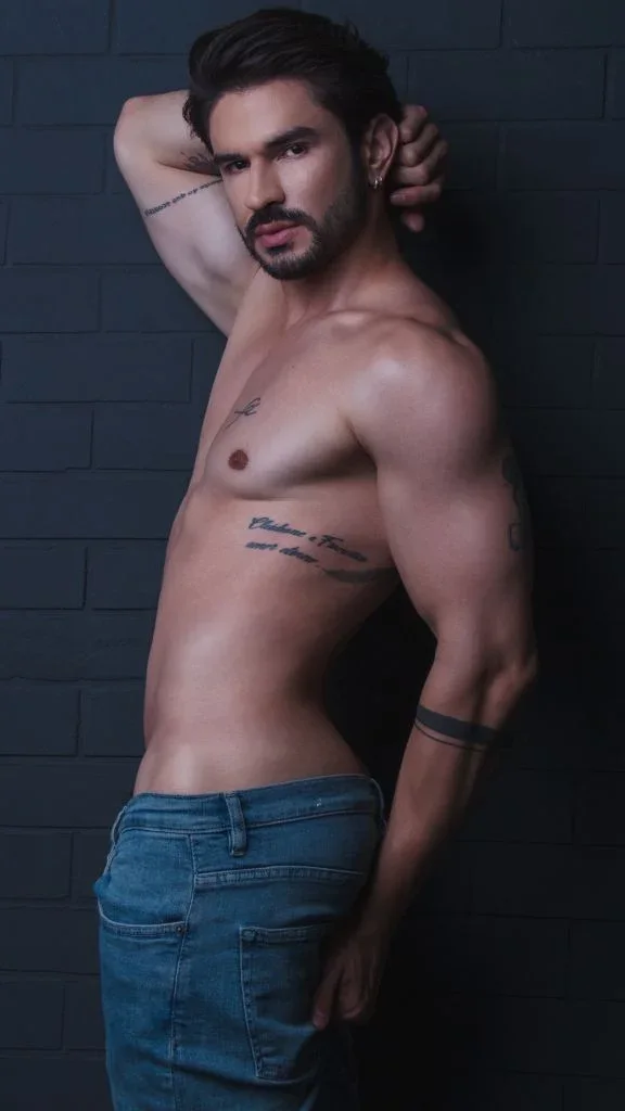 theo_steel profile photo 6