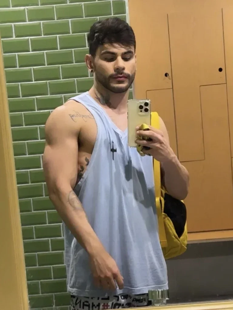 Grey99 profile photo 10