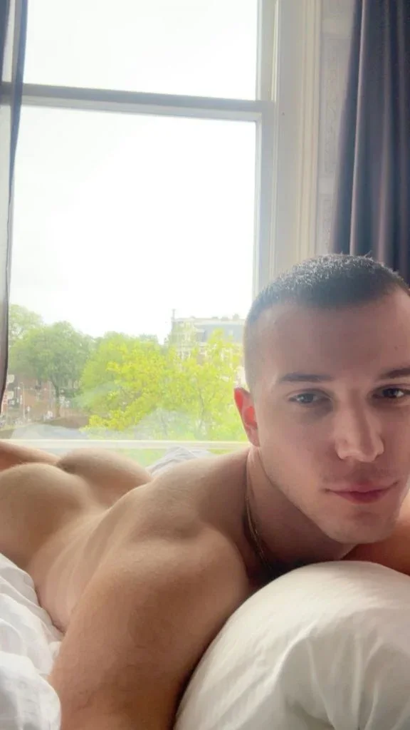 Axel Hart profile photo 6