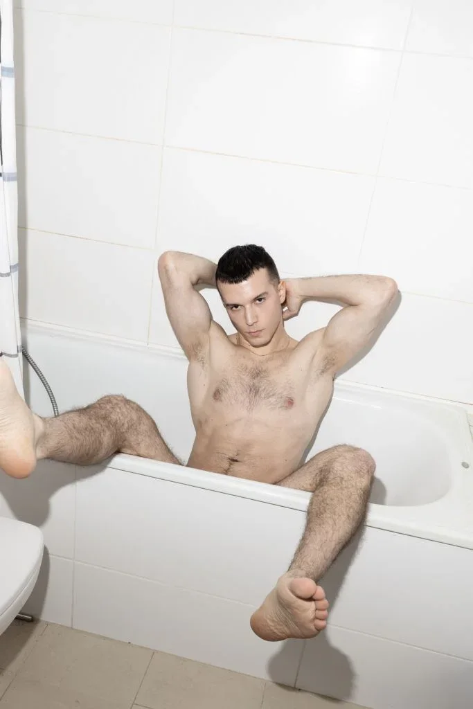 Axel Hart profile photo 9