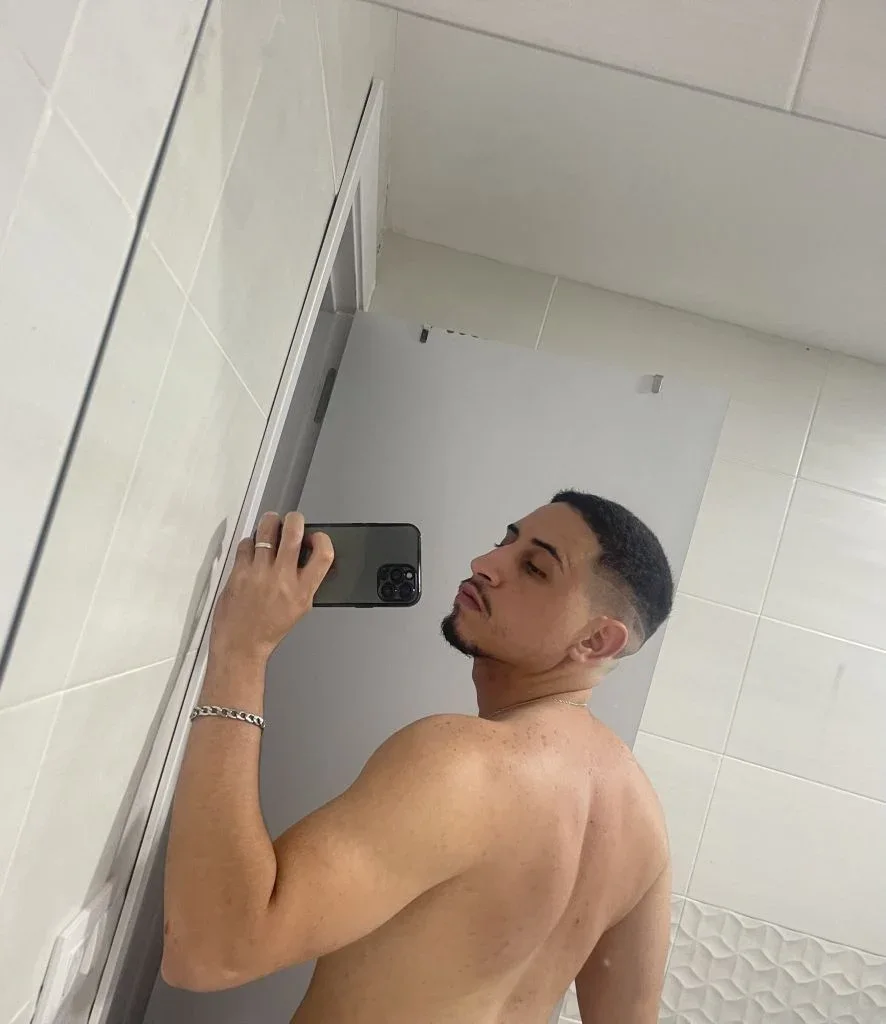 Vincent 🖤 profile photo 4