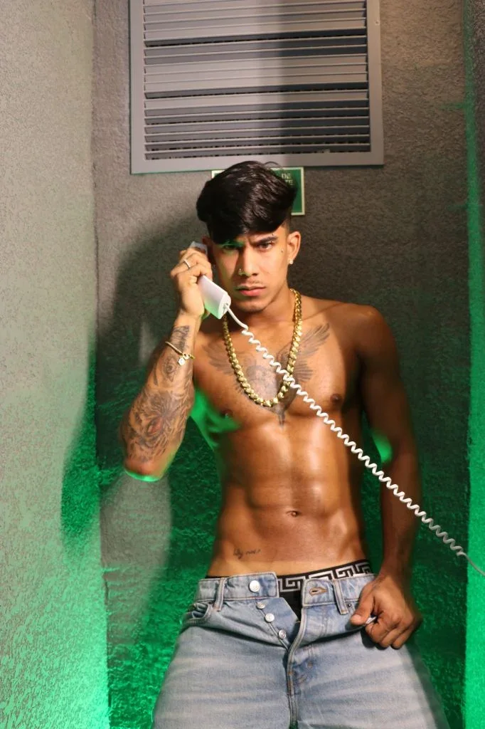 Malik profile photo 15