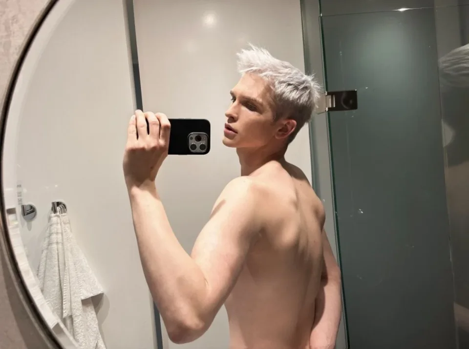 Ash Cross profile photo 49