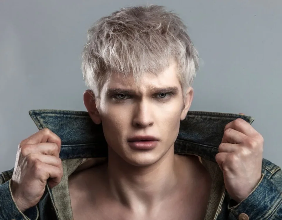 Ash Cross profile photo 7