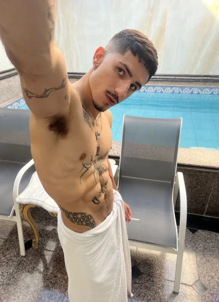 Anton Cross 🌺 profile photo 12