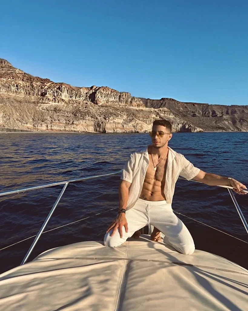 Tate Wolf profile photo 11
