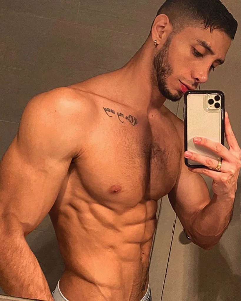 Tate Wolf profile photo 12
