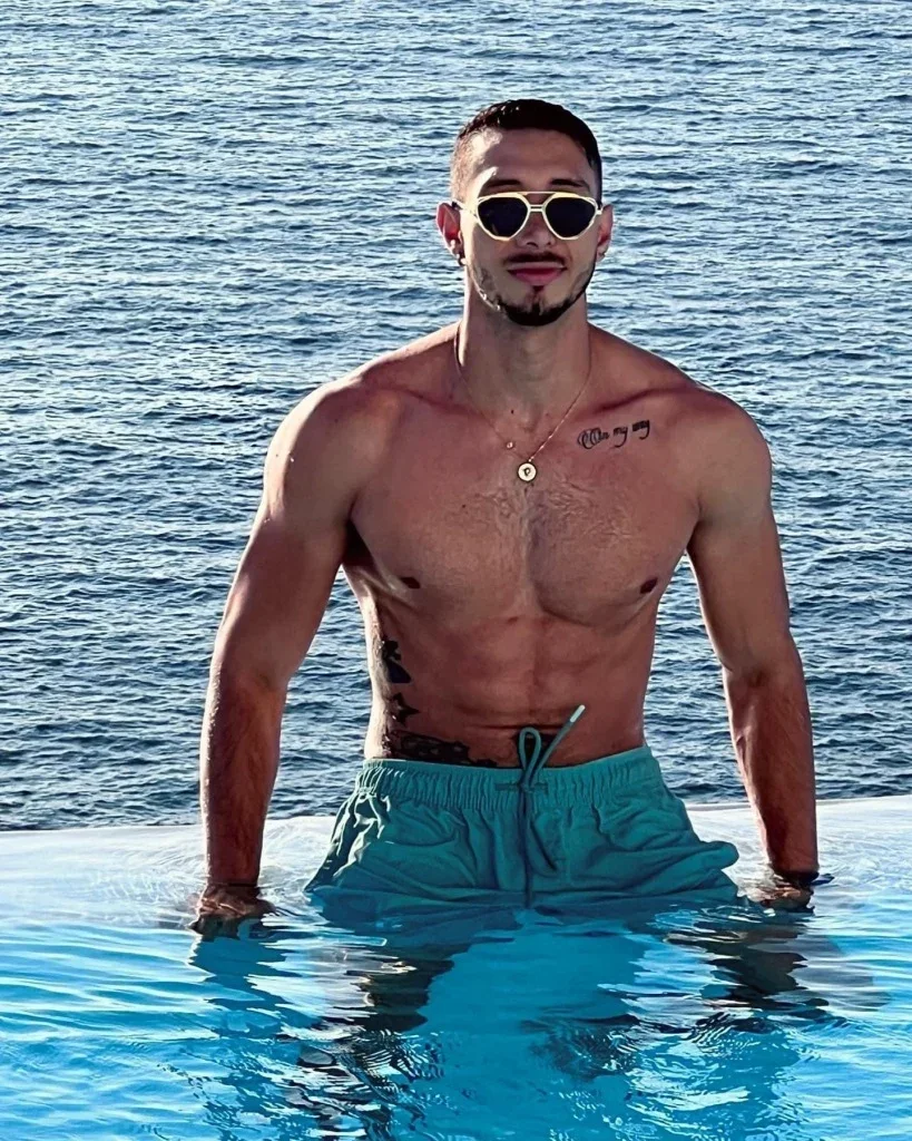 Tate Wolf profile photo 18