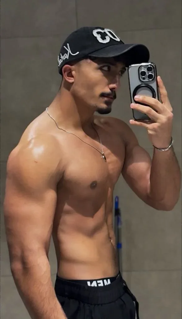 Emilio profile photo 15
