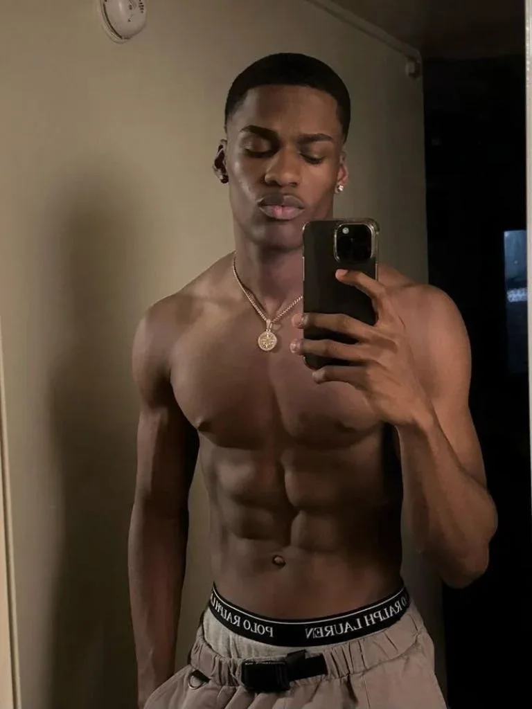 Enzo King 🦋 profile photo 2