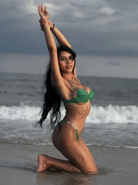 Aya Sol 🌊 profile photo 28