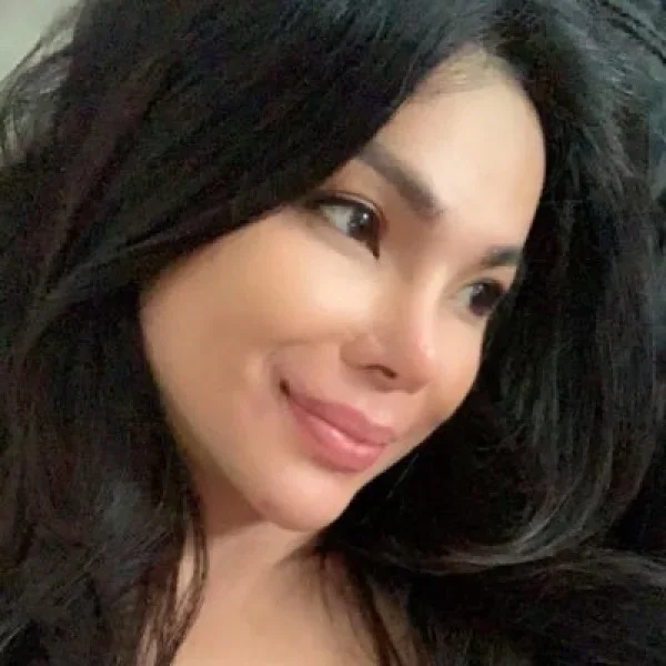 Earn Lux profile photo 19