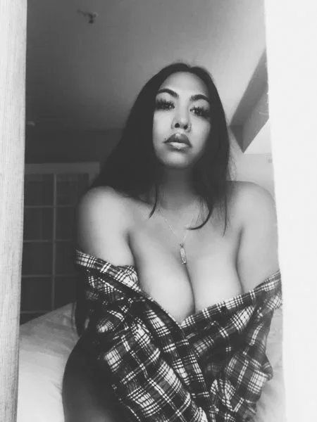 achara_noir profile photo 15