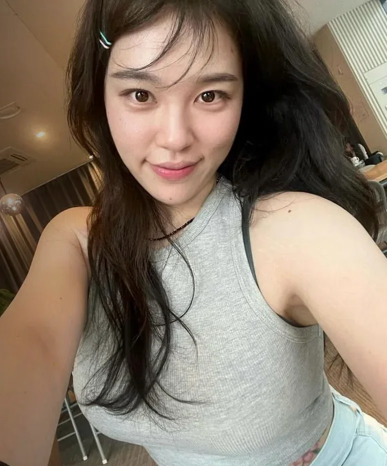 CHUN VALE 🌙 profile photo 2