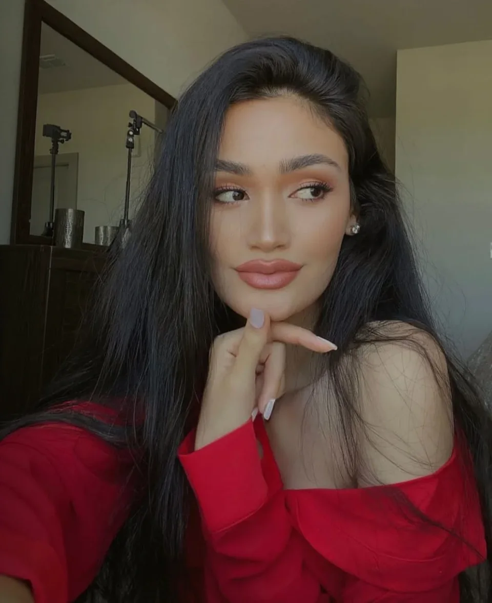 Nikki_Sol profile photo 4
