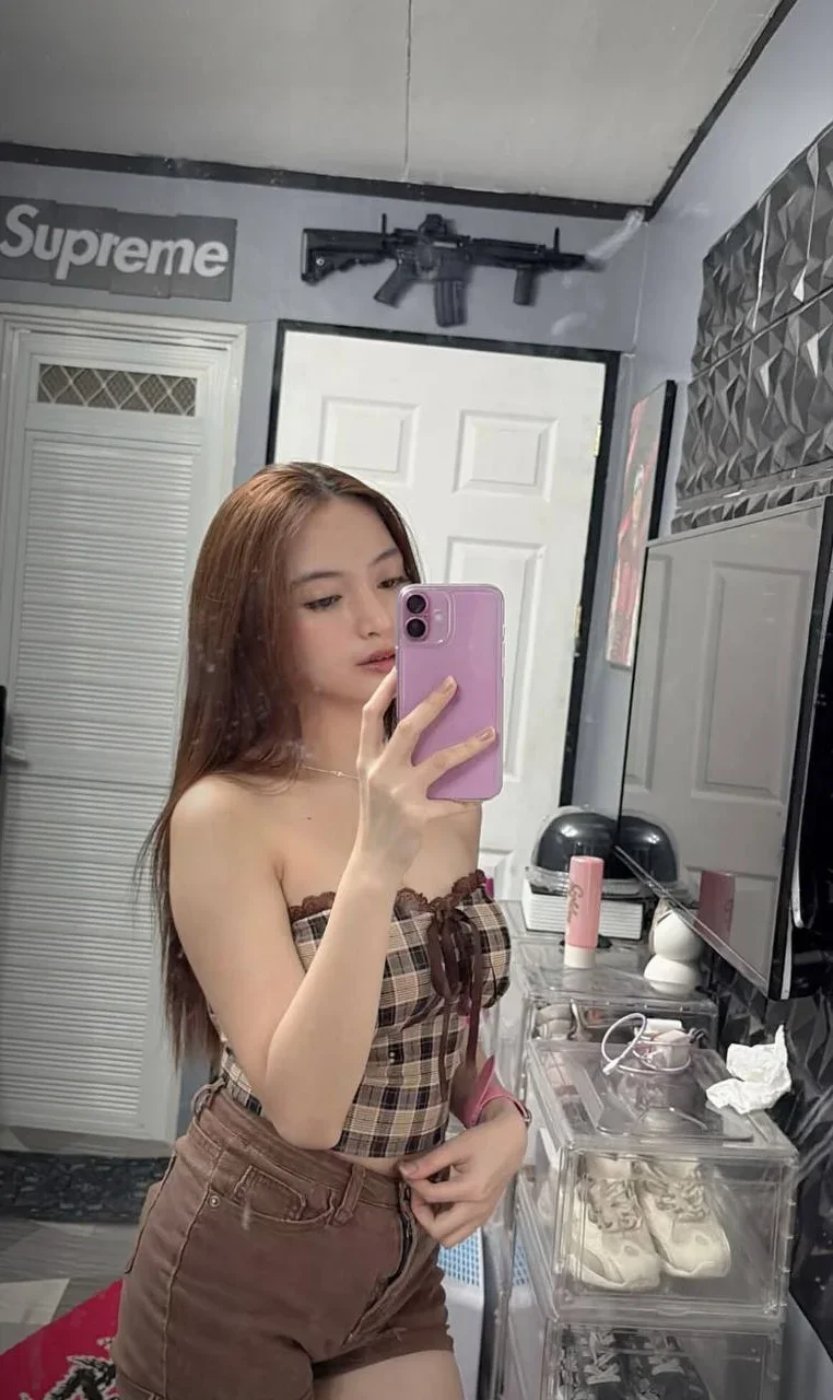 Elaine 🌸 profile photo 3
