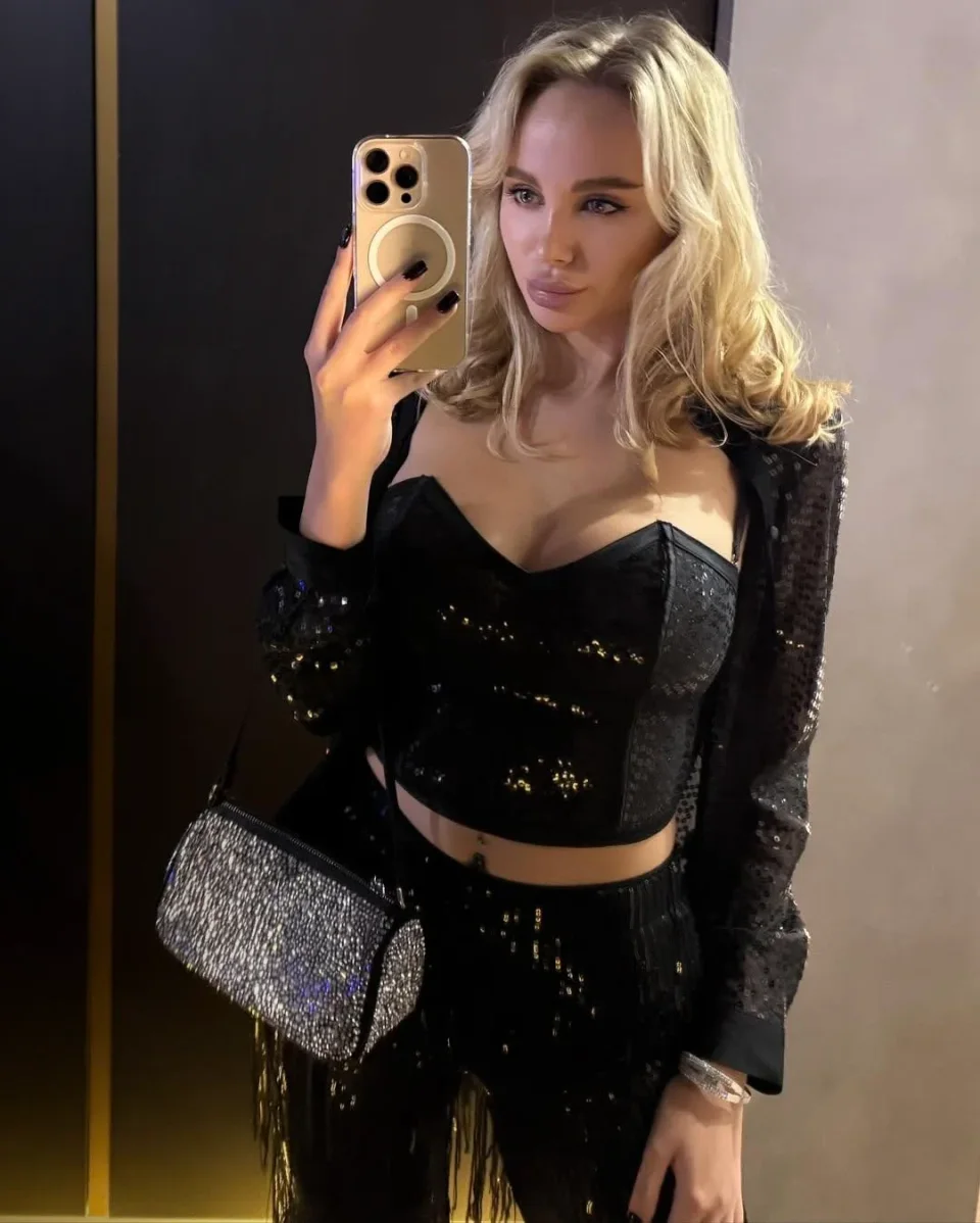 Tiffany Fox profile photo 8