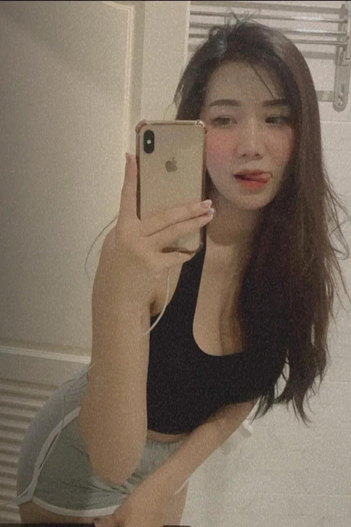 Carmen_Fox profile photo 4