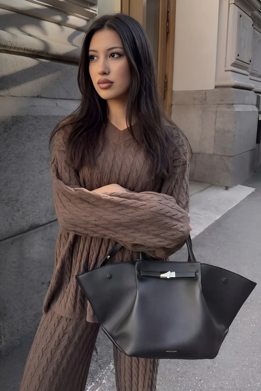 ILSE BELLE profile photo 40