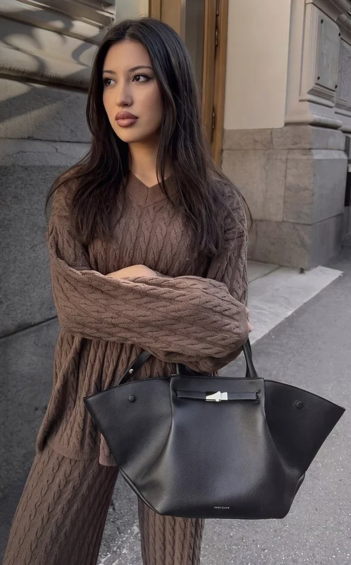 ILSE BELLE profile photo 42